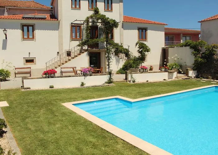 Casa Pena * 巴塞卢什